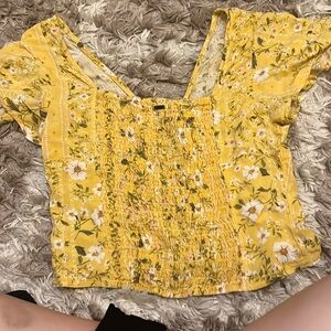 yellow floral cropped tee